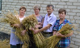У земледельцев жаркая пора У земледельцев жаркая пора
