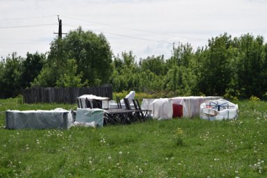 Современную среду жизни и на село