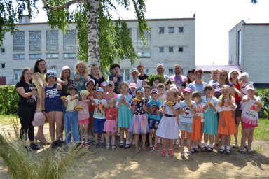 Откройте двери в мир творчества Откройте двери в мир творчества