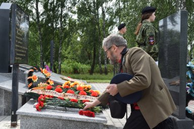 Сын выполнил  наказ отца