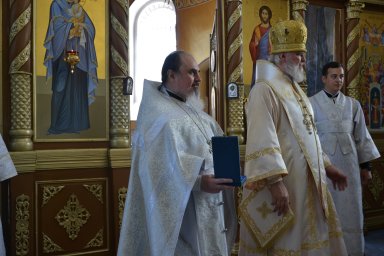 Митрополит Курский и Рыльский Герман посетил Поныровский район Митрополит Курский и Рыльский Герман посетил Поныровский район