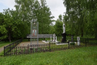 Памяти павших будем достойны!