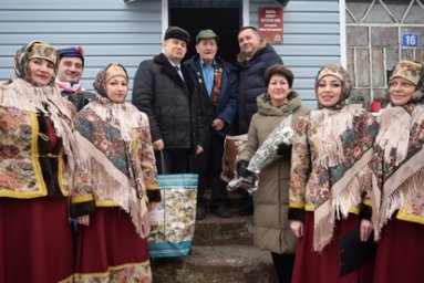 И все пожелали здоровья  и долголетия