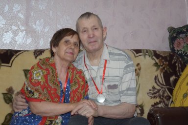 Сколько дорог прошагать  им пришлось