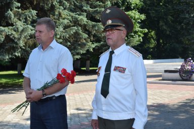Подвигу солдата жить в веках