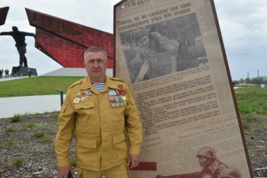 Среди гостей праздничных торжеств был Среди гостей праздничных торжеств был